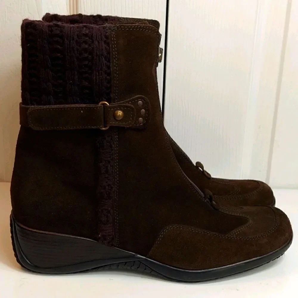 Aquatalia Brown Suede Wedge Sweater Boots Sz 10